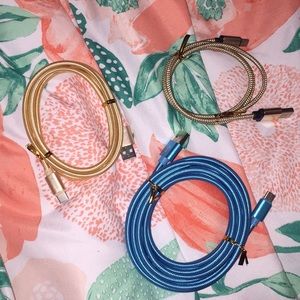 3 heavy duty android chargers /adapters too ❤️️👛